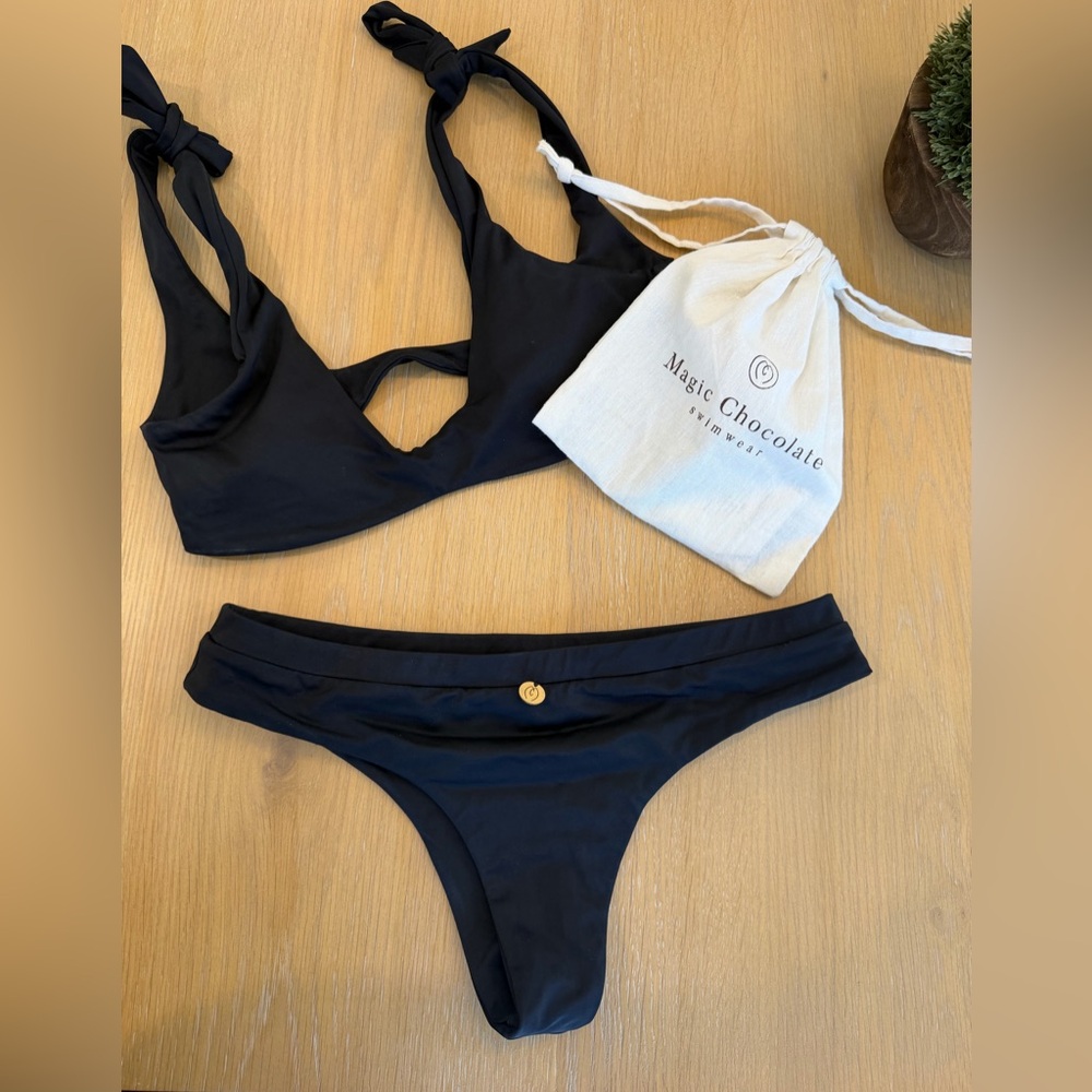 Magic Chocolate Black Bikini Set